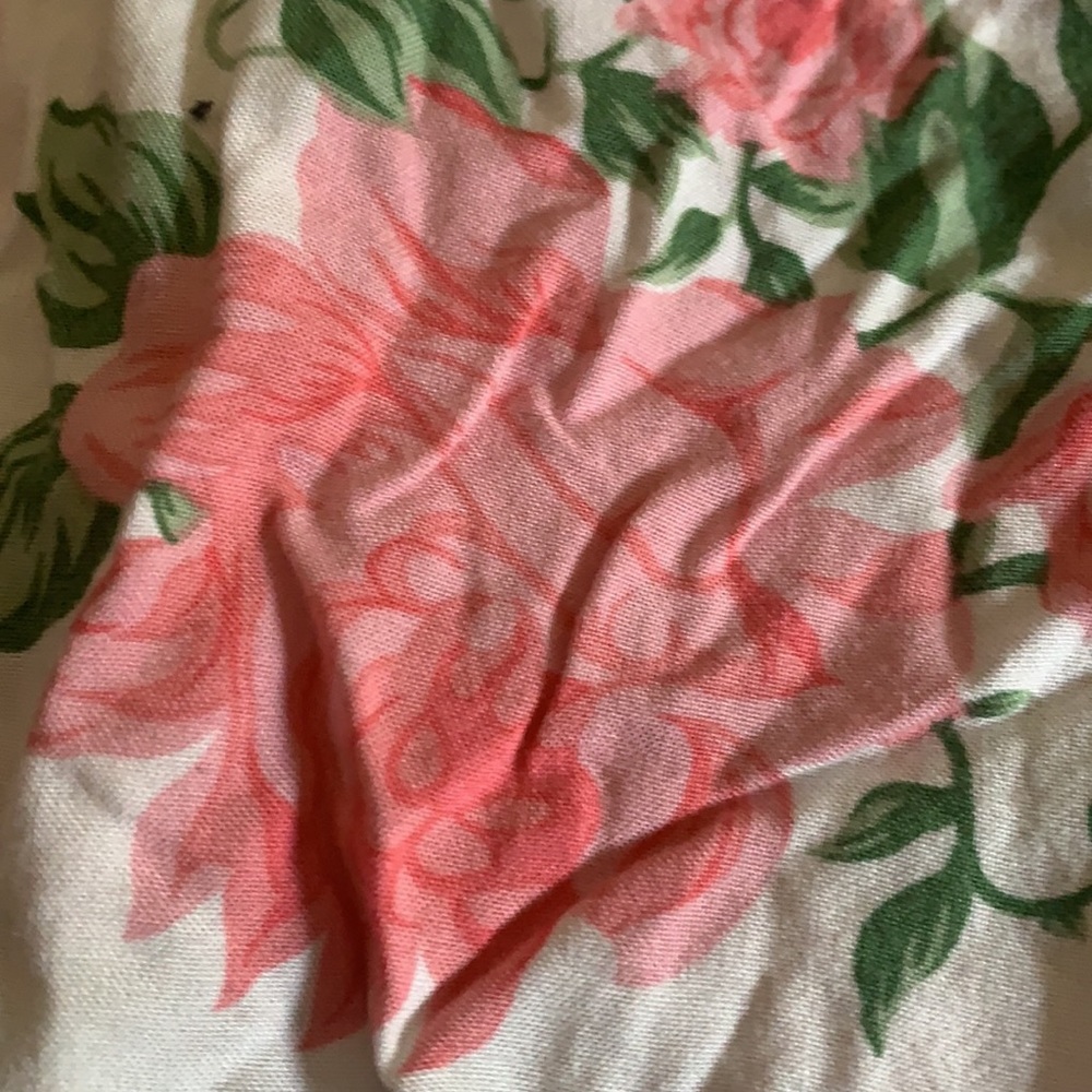 H&M Top - Picture 2 of 3